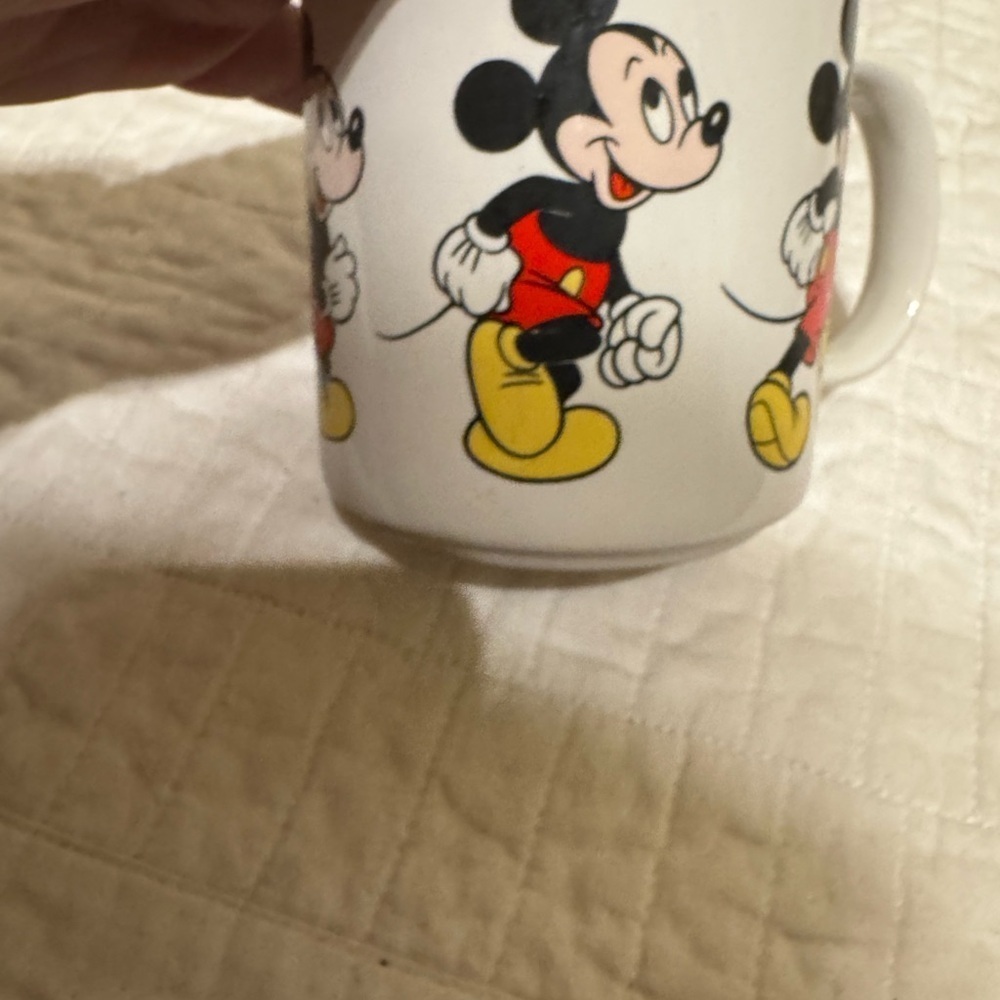 Disney Vintage Mickey and Minnie Mouse Walking Coffee Mugs - Picture 6 of 7